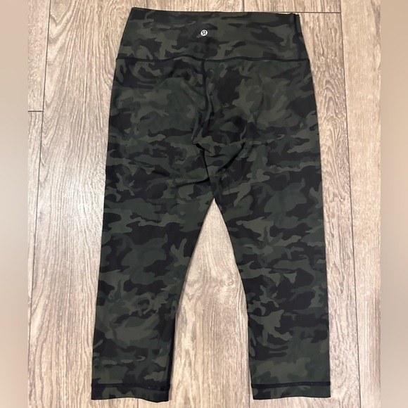 🍋 LULULEMON  Align Crop 21" - Size 10 🍋 - Picture 1 of 5